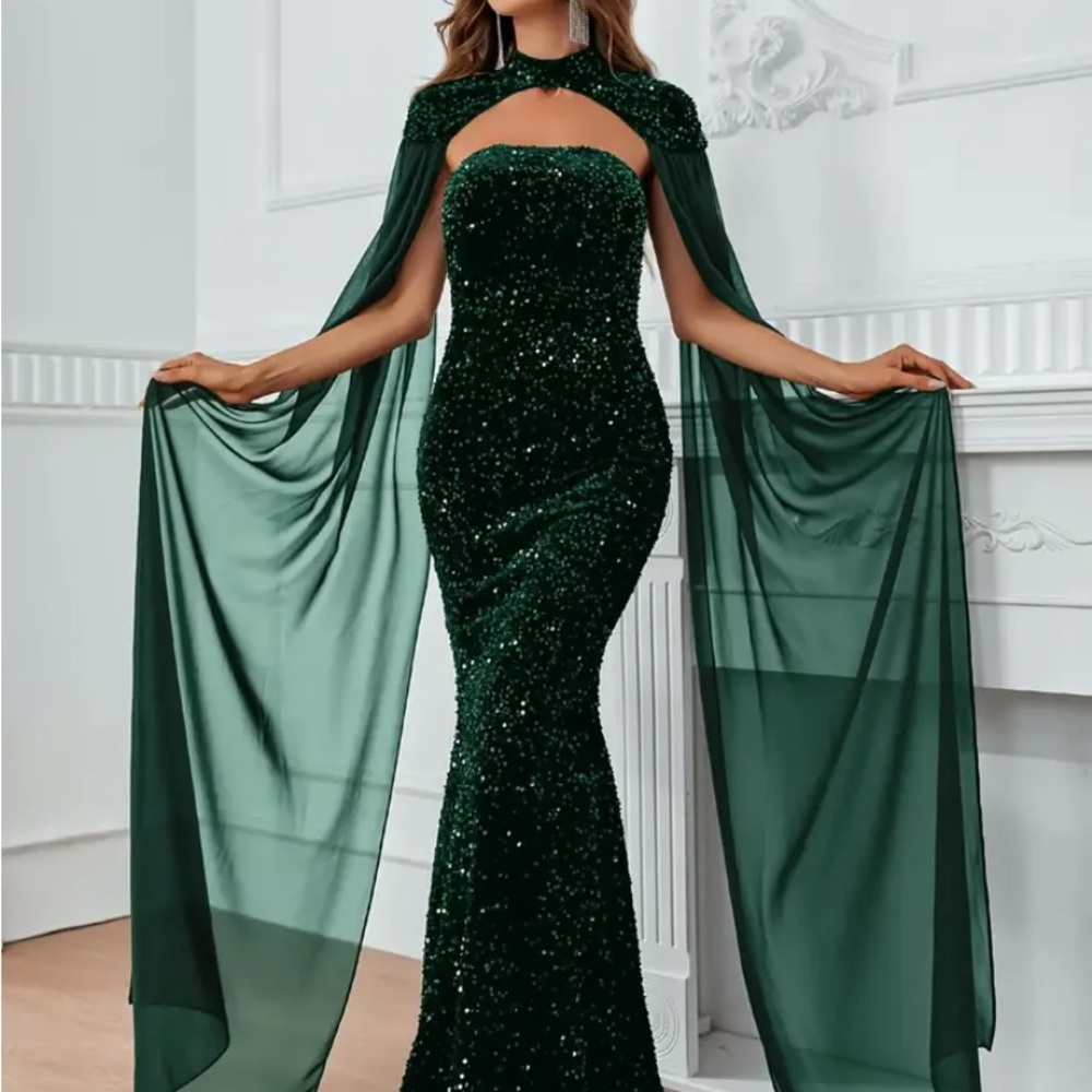 Sequined Mock Neck Cape Design Slim Dress Floor Length Dress size 2(XS)